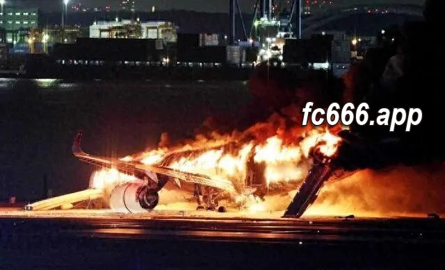 2024010713 羽田机场重大撞机事故造成5人死亡，日本警方确认全身受创致命