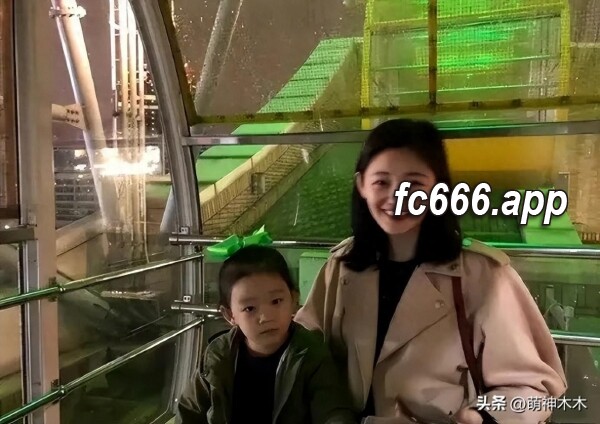 2024020812 汪小菲一家出游惹关注，网友对女儿小玥儿的近况表示忧虑